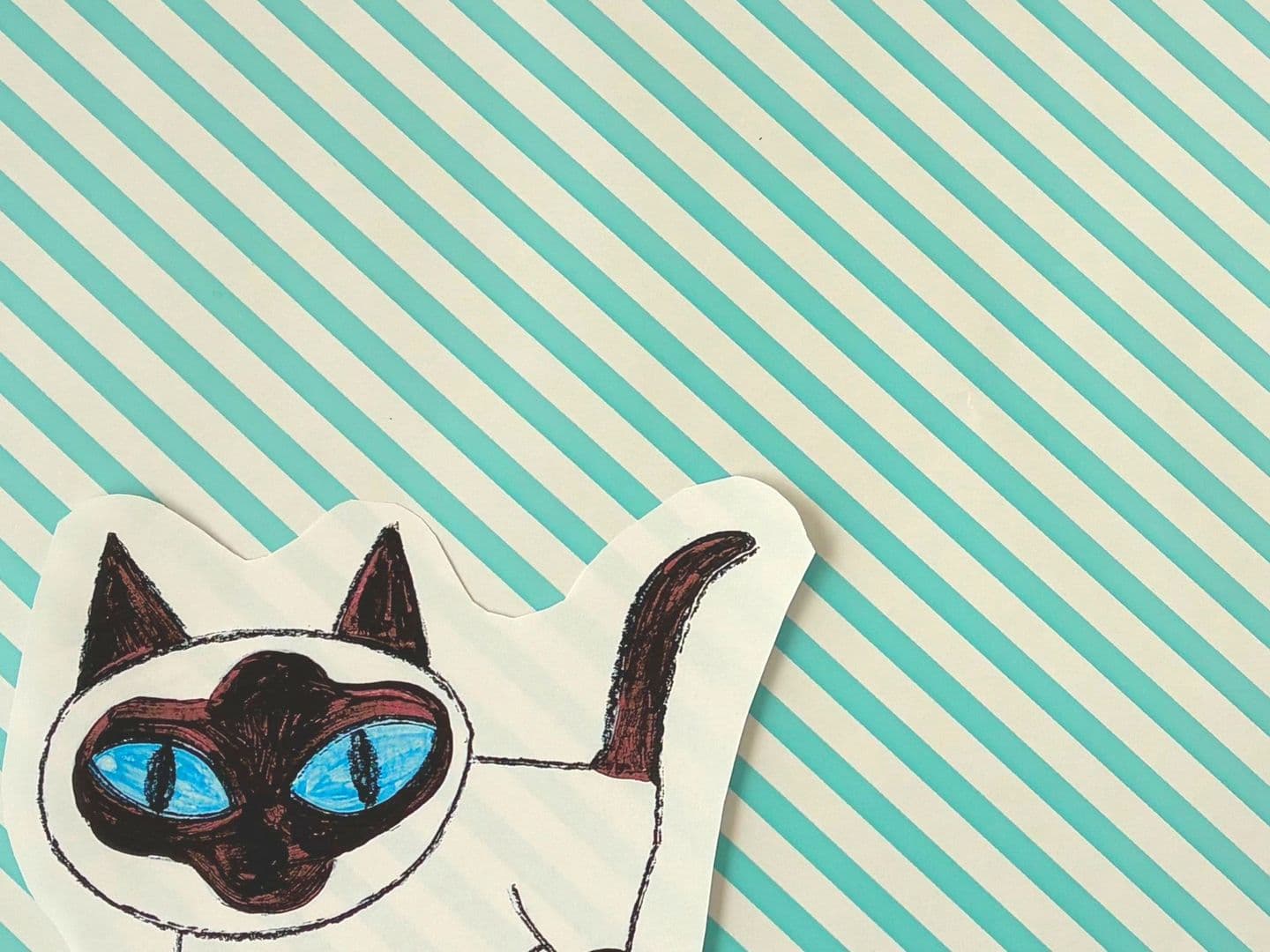 こぐま座レコーズ_音楽をかけたらシャムネコも寄ってきた